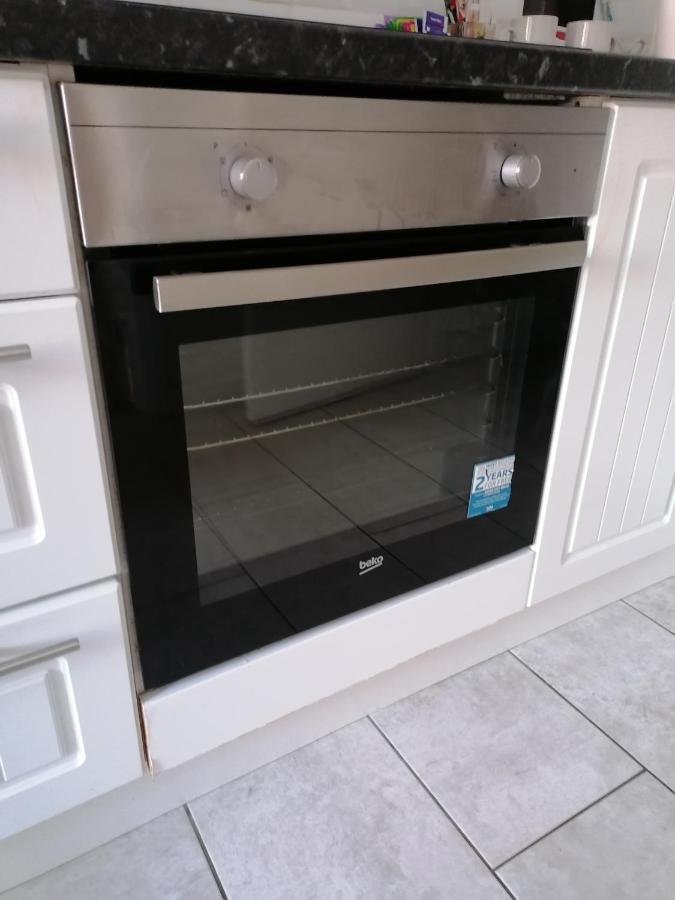Chantilly Apartment Ickenham Bagian luar foto