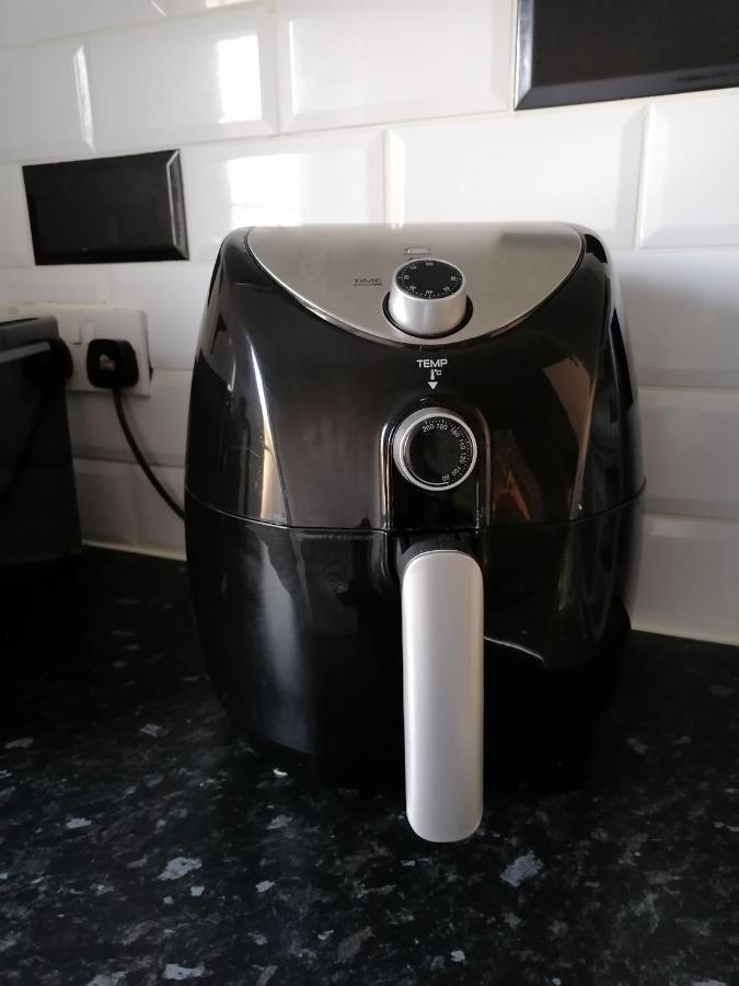 Chantilly Apartment Ickenham Bagian luar foto